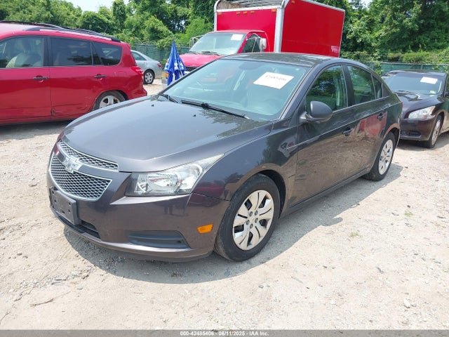 1G1PA5SG6E7193958 Chevrolet Cruze Ls Auto