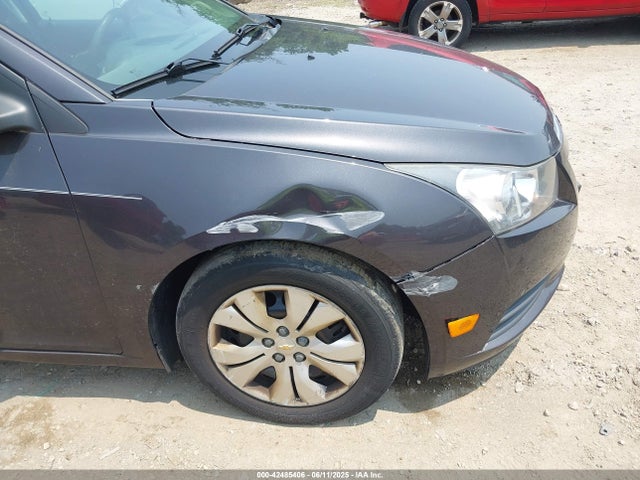 1G1PA5SG6E7193958 Chevrolet Cruze Ls Auto