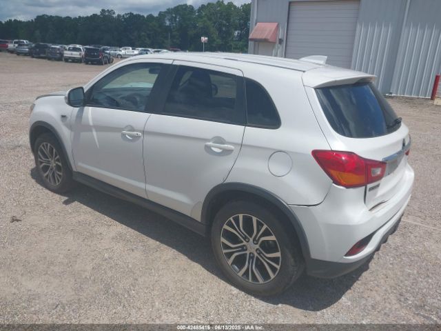 2018 MITSUBISHI OUTLANDER SPORT JA4AP3AU8JZ032351 Photo 2