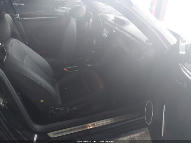 2014 VOLKSWAGEN BEETLE 3VW7S7ATXEM804382 Photo 4