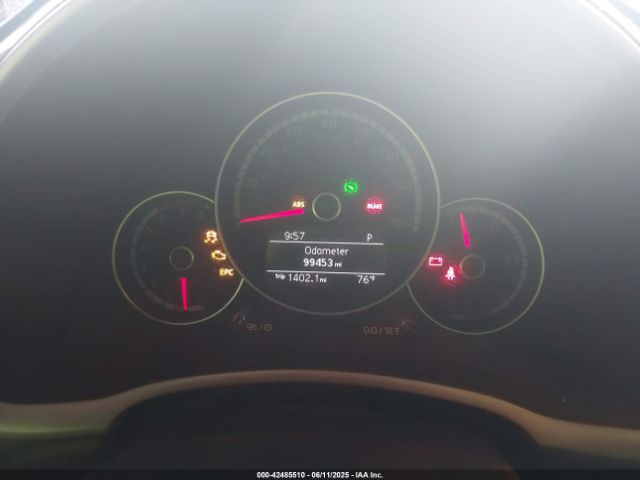 2014 VOLKSWAGEN BEETLE 3VW7S7ATXEM804382 Photo 6