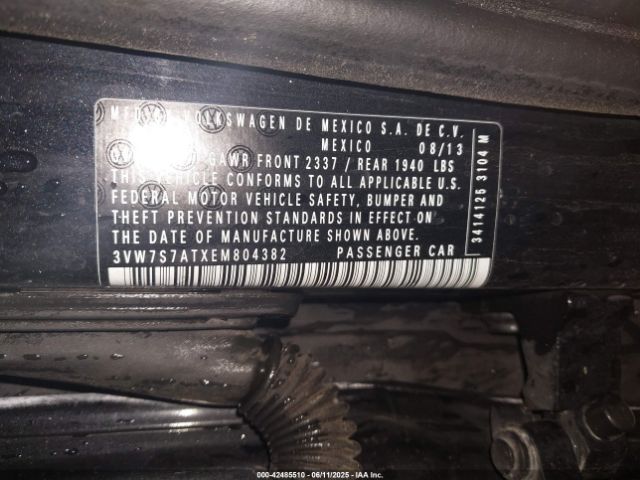 2014 VOLKSWAGEN BEETLE 3VW7S7ATXEM804382 Photo 8