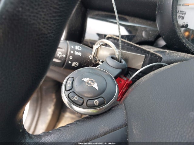 Продаж на аукціоні авто 2014 Mini Clubman Cooper, vin: WMWZF3C52ET492547, номер лоту: 42485599
