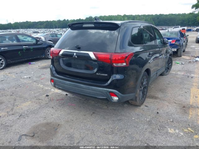 2018 MITSUBISHI OUTLANDER JA4AD3A38JZ027277 Photo 3