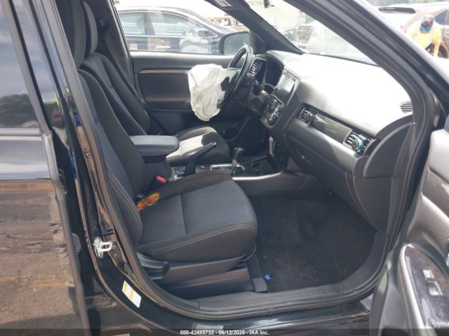 2018 MITSUBISHI OUTLANDER JA4AD3A38JZ027277 Photo 4