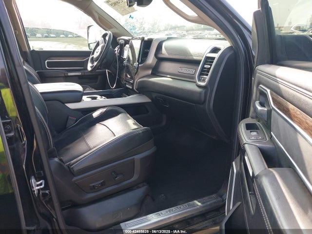 3C6UR5FL0KG613778 RAM 2500
