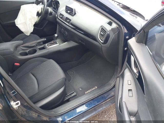 JM1BM1V77E1155235 Mazda pe