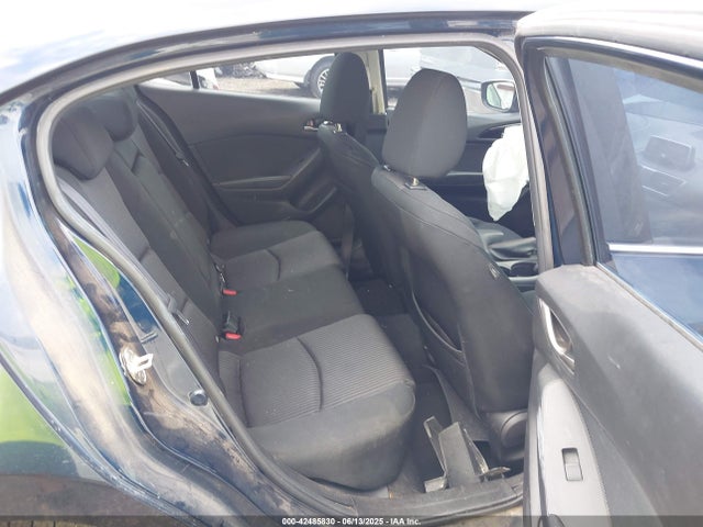 JM1BM1V77E1155235 Mazda pe