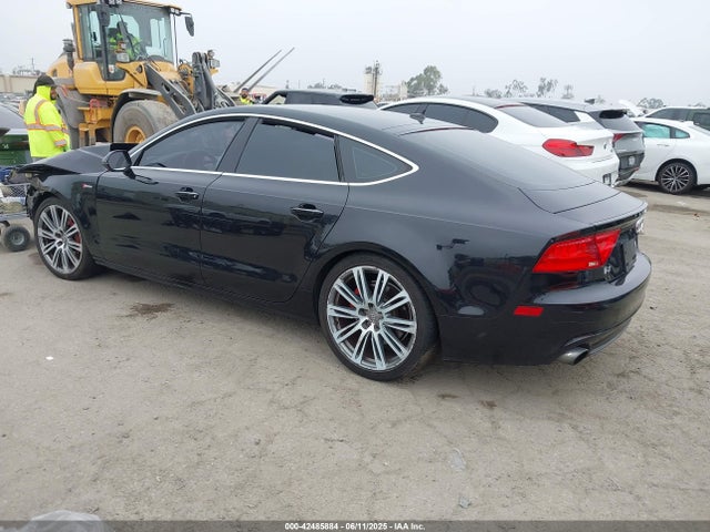 2013 AUDI A7 WAUYGAFC7DN101757 Photo 2