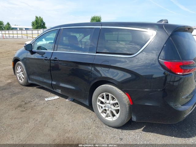 2024 CHRYSLER PACIFICA 2C4RC1BG1RR159451 Photo 2