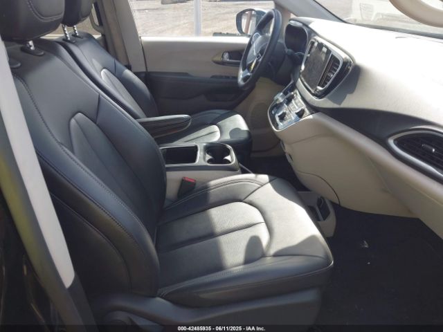 2024 CHRYSLER PACIFICA 2C4RC1BG1RR159451 Photo 4