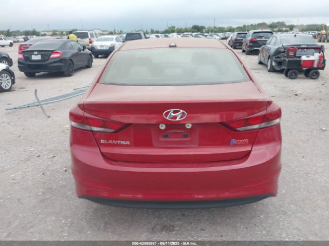 KMHD84LF8HU141867 Hyundai ELANTRA SE