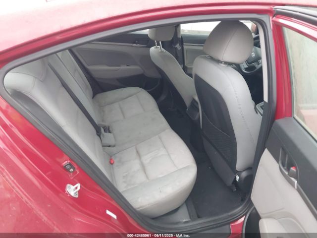 KMHD84LF8HU141867 Hyundai ELANTRA SE