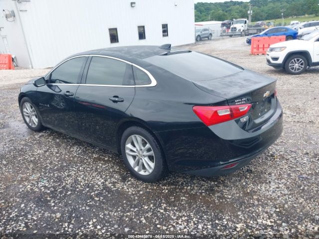 2017 CHEVROLET MALIBU 1G1ZE5ST7HF207628 Photo 2