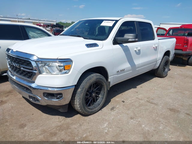 42486023 :رقم المزاد ، 1C6RREFT7NN337388 vin ، 2022 Ram 1500 Big Horn  4x2 5'7 Box مزاد بيع