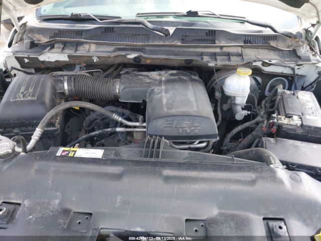 1C6RR6FG2KS702064 RAM 1500 Classic Tradesman  4x2 6'4 Box