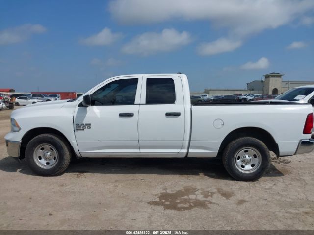 1C6RR6FG2KS702064 RAM 1500 Classic Tradesman  4x2 6'4 Box