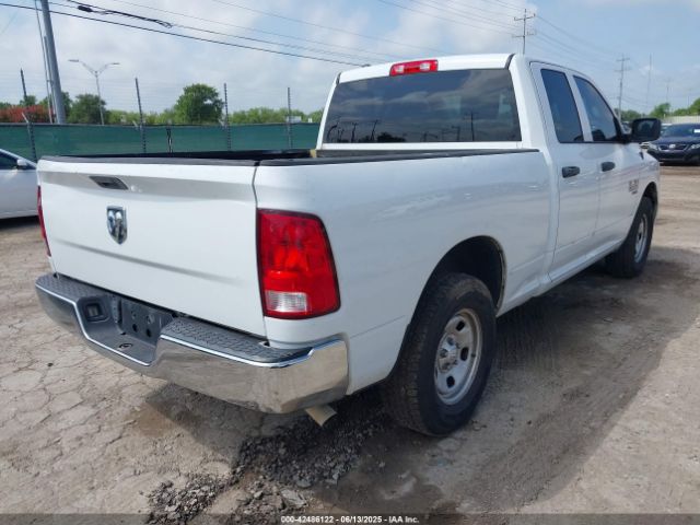 1C6RR6FG2KS702064 RAM 1500 Classic Tradesman  4x2 6'4 Box