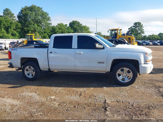 Chevrolet l83 - sidi: spark ignited direct injection, vvt: variable valve timing, afm, e85 max, alum 2018 3GCUKREC8JG125988 Image 13