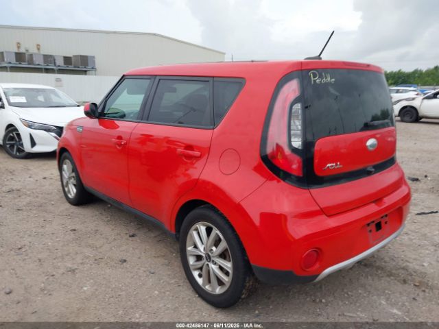 KNDJP3A55J7566949 KIA SOUL +