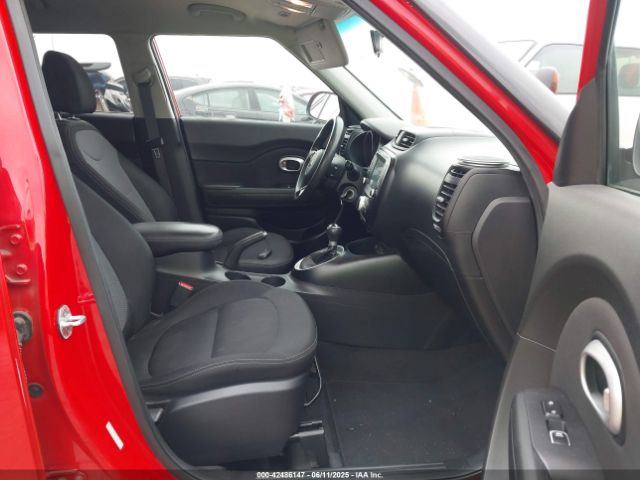 KNDJP3A55J7566949 KIA SOUL +