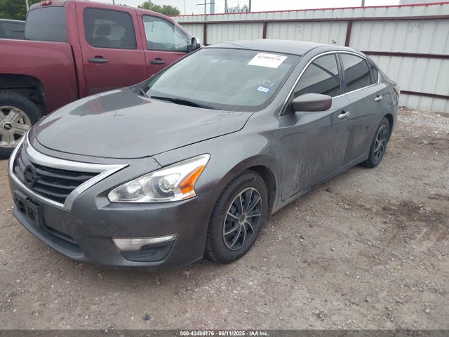 Nissan Altima 2014 1N4AL3AP2EN337990 Image 2