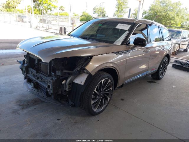 2020 LINCOLN AVIATOR 5LM5J7XC0LGL10343 Photo 1