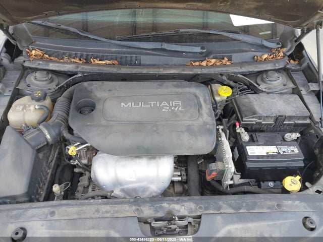 Chrysler 200 Limited 2015 1C3CCCAB0FN575351 Image 10