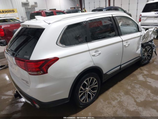 2018 MITSUBISHI OUTLANDER JA4JZ4AX0JZ036551 Photo 3