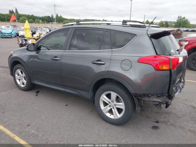 2014 TOYOTA RAV4 JTMWFREV3ED034323 Photo 2