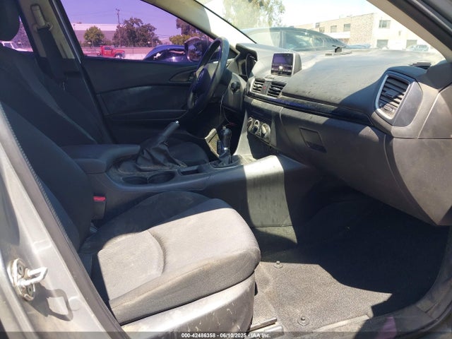 JM1BM1T76F1218894 Mazda Mazda3 I Sv