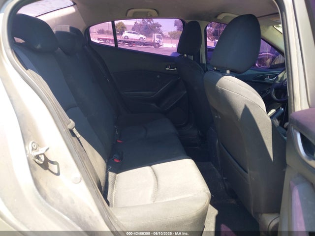 JM1BM1T76F1218894 Mazda Mazda3 I Sv