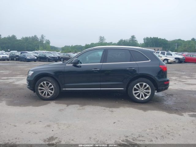 WA1LFAFP0FA056703 Audi Q5 2.0t Premium