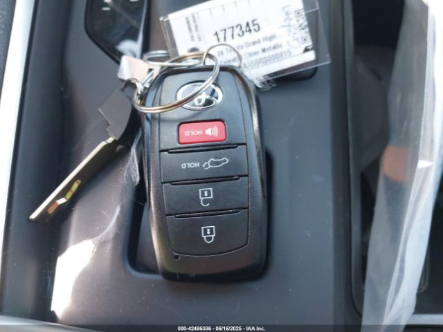 5TDABAA59RS000815 Toyota a25a-fxs, 5nm