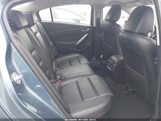 JM1GJ1V61E1117750 Mazda py