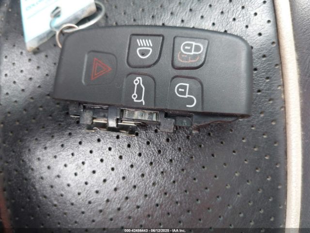 2012 JAGUAR XJ SAJWA2GB5CLV23903 Photo 10