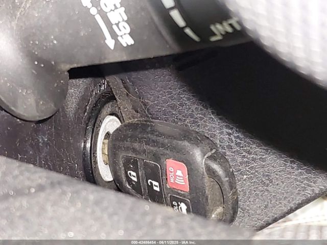5YFBURHE0JP802699 Toyota COROLLA LE