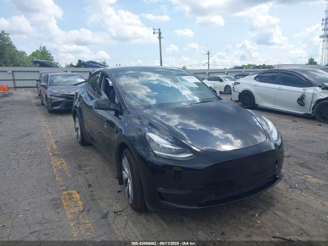 2022 TESLA MODEL Y 7SAYGAEE6NF575000 Photo 0