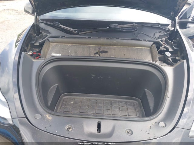 2022 TESLA MODEL Y 7SAYGAEE6NF575000 Photo 9