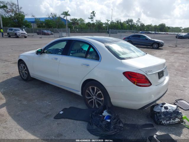 2015 MERCEDES-BENZ C 300 55SWF4KB1FU076950 Photo 2