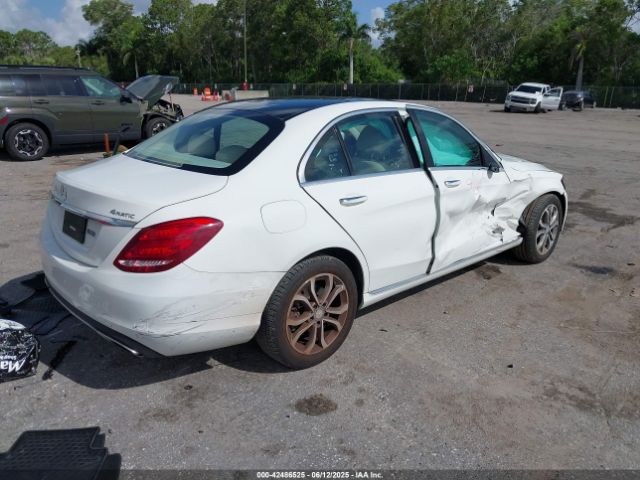 2015 MERCEDES-BENZ C 300 55SWF4KB1FU076950 Photo 3