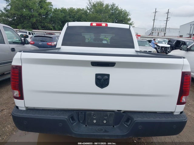 1C6RR6LG6RS156061 RAM 1500 Classic Warlock  4x2 5'7 Box