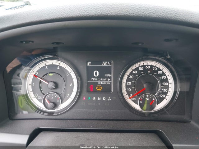 1C6RR6LG6RS156061 RAM 1500 Classic Warlock  4x2 5'7 Box