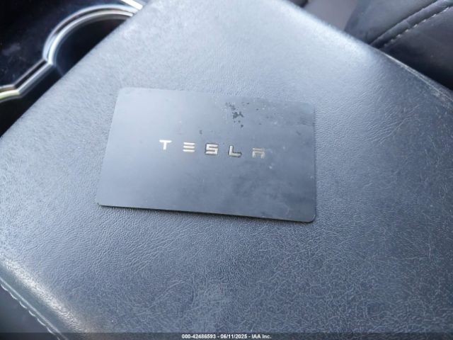 5YJYGDEE6LF030717 Tesla Model Y