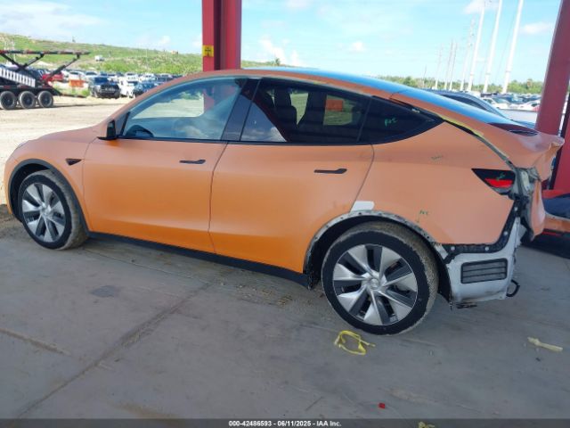 5YJYGDEE6LF030717 Tesla Model Y