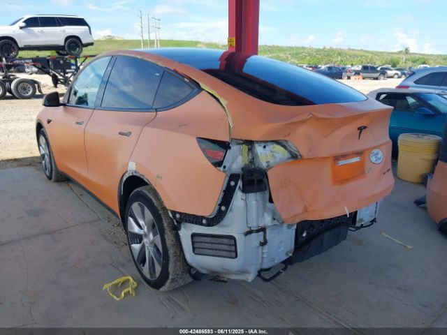 5YJYGDEE6LF030717 Tesla Model Y
