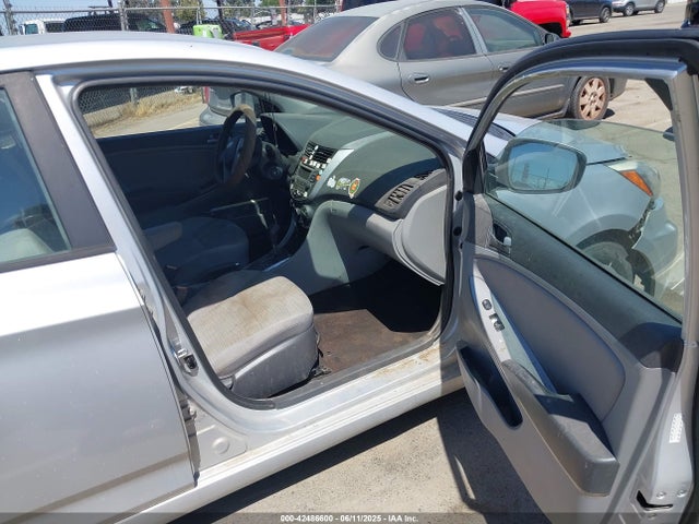 KMHCT4AE1HU172690 Hyundai 2017