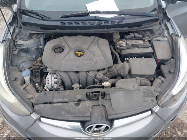 5NPDH4AE9GH694809 Hyundai ELANTRA SE