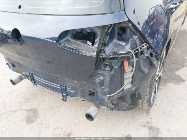 3VW4T7AU3FM071179 Volkswagen GTI