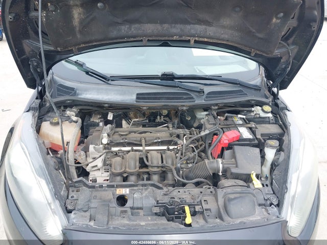 3FADP4BJ5KM135393 Ford 2019